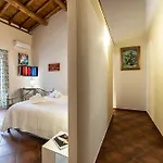 Casa Fiore Del Borgo Guest house 3*