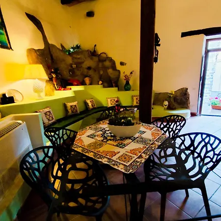 Casa Fiore Del Borgo Guest house