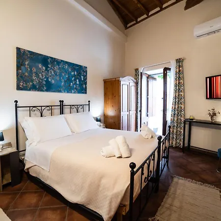 Guest house Casa Fiore Del Borgo Castiglione De Sicilia